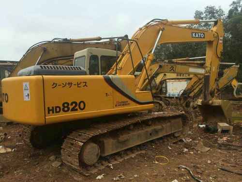 广东出售转让二手6000小时2006年加藤HD820挖掘机