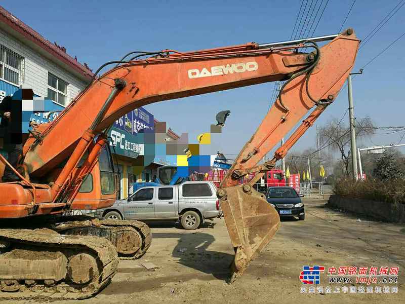 河南出售转让二手14000小时2004年大宇DH220LC挖掘机