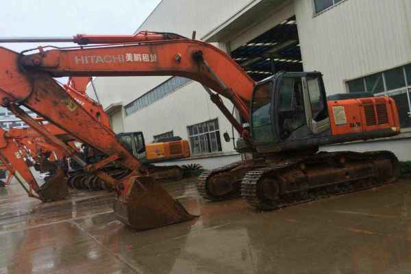广东出售转让二手6000小时2010年日立ZX330挖掘机