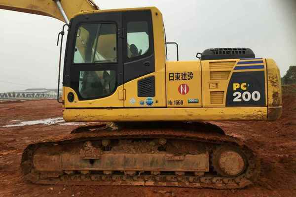 江西出售转让二手6548小时2011年小松PC200挖掘机