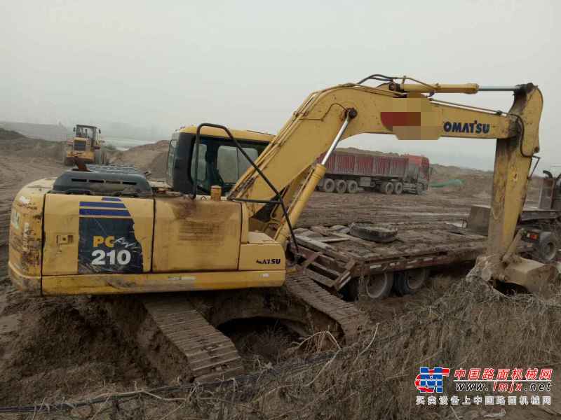 河南出售转让二手8000小时2011年小松PC160LC挖掘机