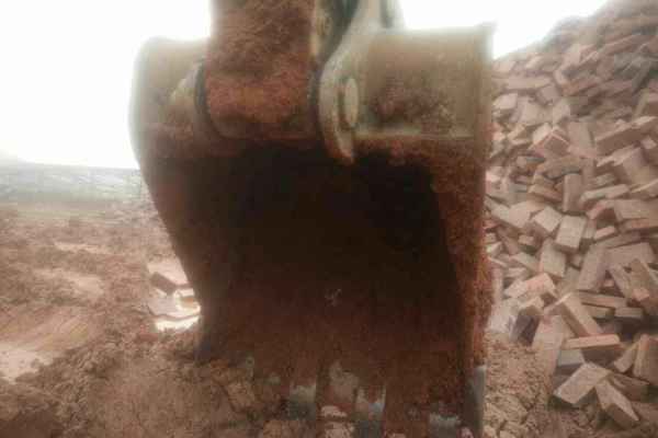湖南出售转让二手1900小时2015年三一重工SY115C挖掘机