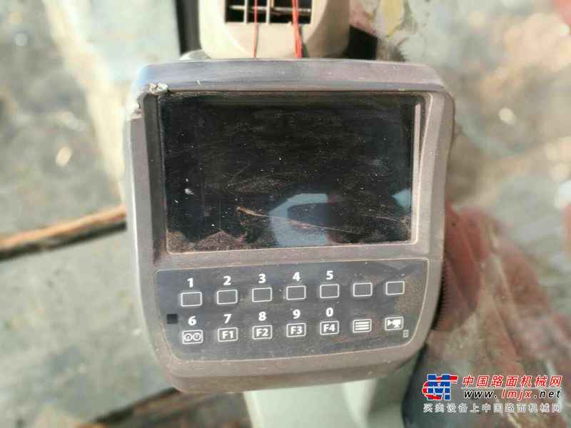 江西出售转让二手6000小时2011年日立ZX210LC挖掘机