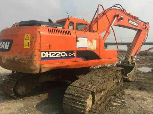 安徽出售转让二手8000小时2009年斗山DH220LC挖掘机