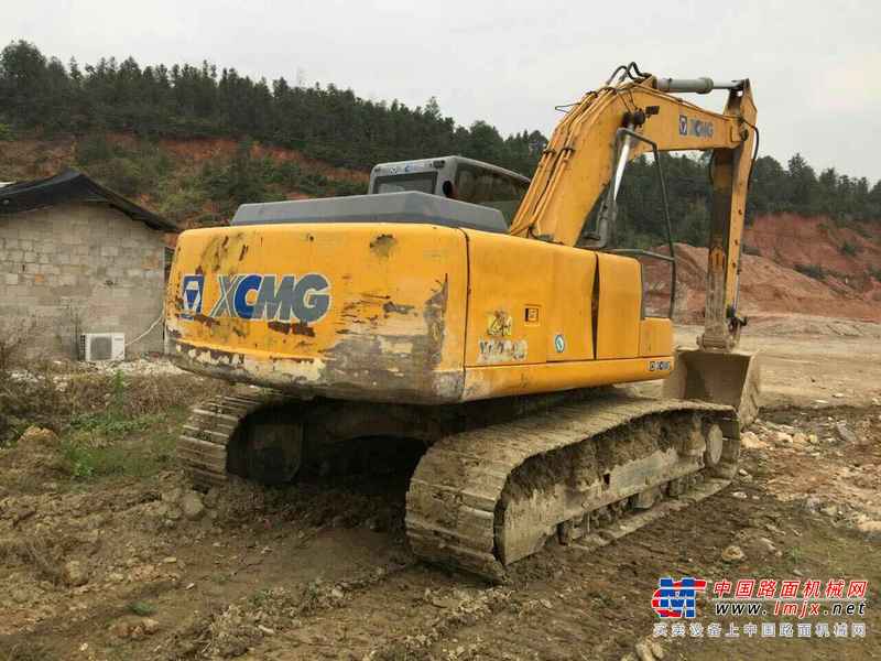 江西出售转让二手8500小时2011年徐工XE215C挖掘机