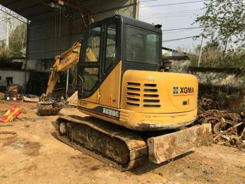 江西出售转让二手4600小时2013年厦工XG806挖掘机