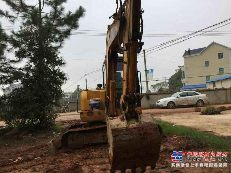江西出售转让二手5749小时2012年福田雷沃FR65V8挖掘机