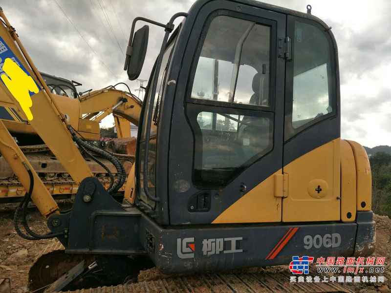 贵州出售转让二手500小时2014年柳工CLG906D挖掘机