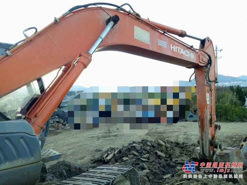 云南出售转让二手8486小时2010年日立ZX240挖掘机