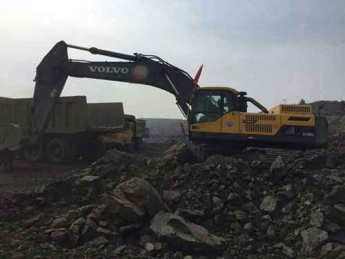 山西出售转让二手10900小时2012年沃尔沃EC480DL挖掘机
