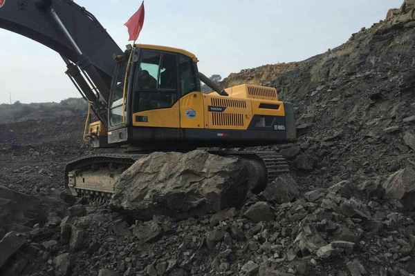 山西出售转让二手10900小时2012年沃尔沃EC480DL挖掘机