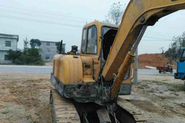 江西出售转让二手3900小时2012年山重建机JCM906D挖掘机