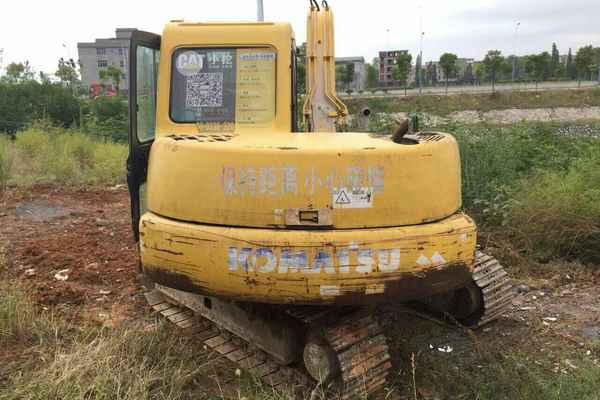 江西出售转让二手8500小时2009年小松PC60挖掘机