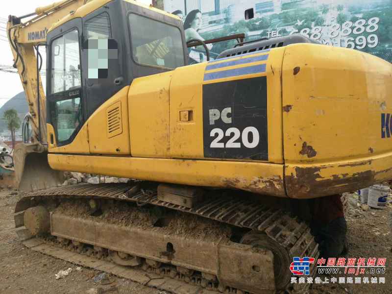 贵州出售转让二手10000小时2008年小松PC200挖掘机