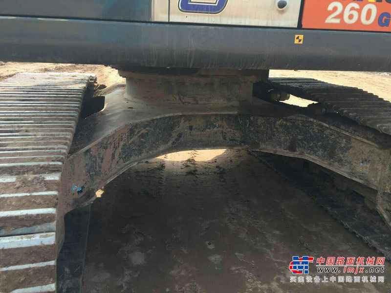 山西出售转让二手3500小时2014年日立ZX240挖掘机
