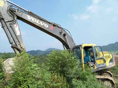 江西出售转让二手12000小时2009年沃尔沃EC210B挖掘机