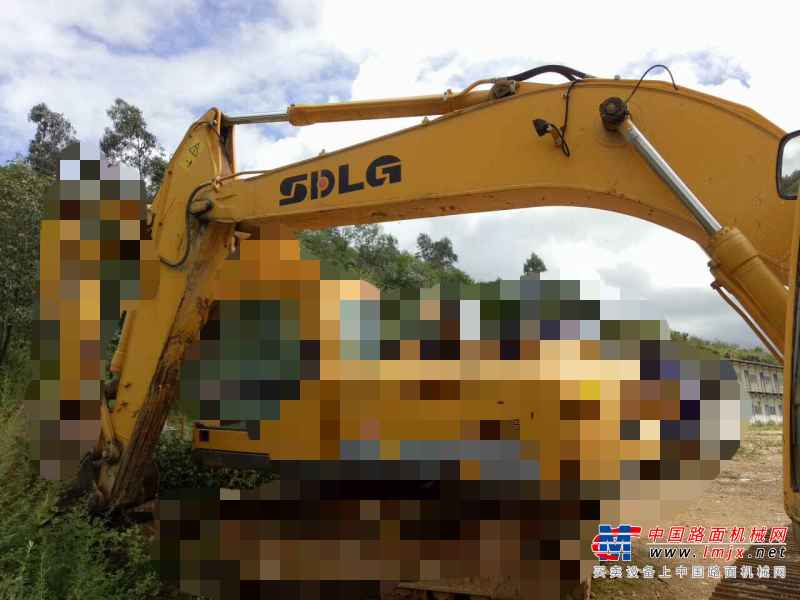 云南出售转让二手3394小时2010年临工LG6250挖掘机