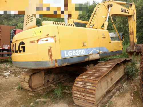 云南出售转让二手3728小时2010年临工LG6250挖掘机