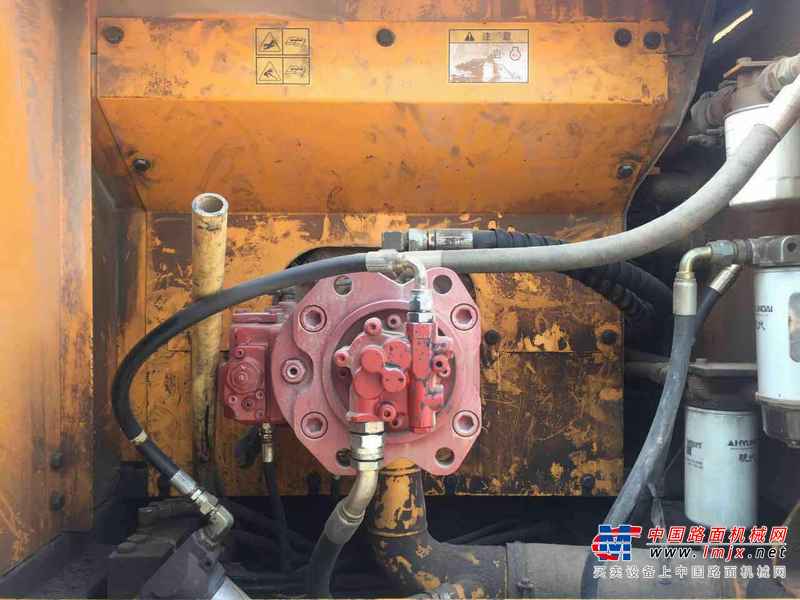 江西出售转让二手6800小时2011年现代R215挖掘机