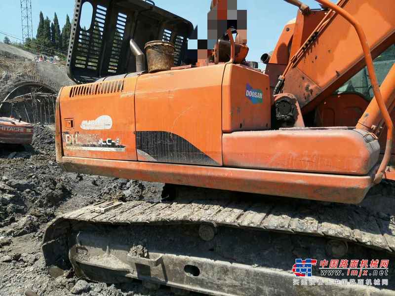 江西出售转让二手6800小时2011年斗山DH225挖掘机