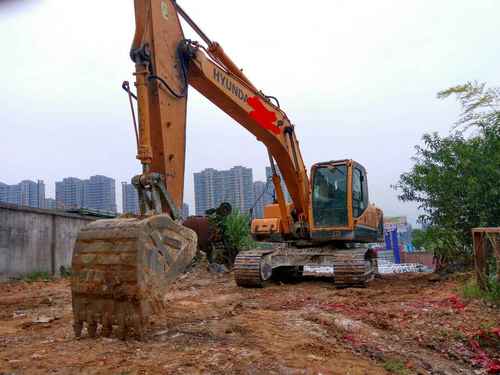 江西出售转让二手9220小时2011年现代R215挖掘机
