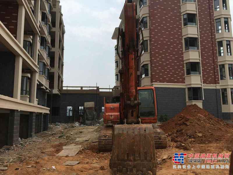江西出售转让二手12000小时2004年大宇DH220LC挖掘机