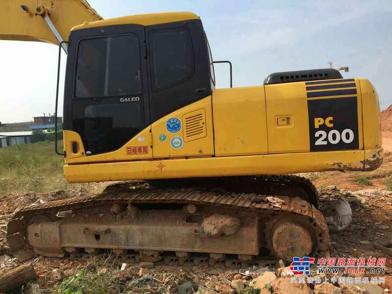 江西出售转让二手6800小时2006年小松PC200挖掘机