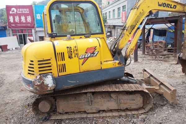 山西出售转让二手4600小时2012年沃得重工W260挖掘机
