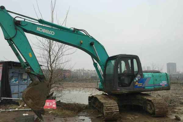 江西出售转让二手7568小时2010年神钢SK200挖掘机