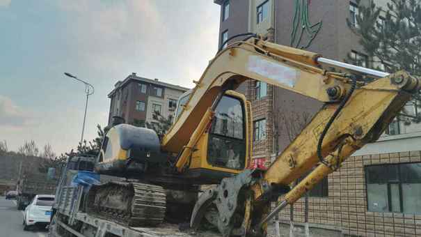 吉林出售转让二手5000小时2011年玉柴YC85挖掘机