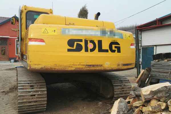 吉林出售转让二手3500小时2014年临工LG6225E挖掘机