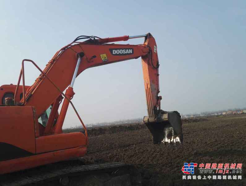 安徽出售转让二手11080小时2011年斗山DH225LC挖掘机