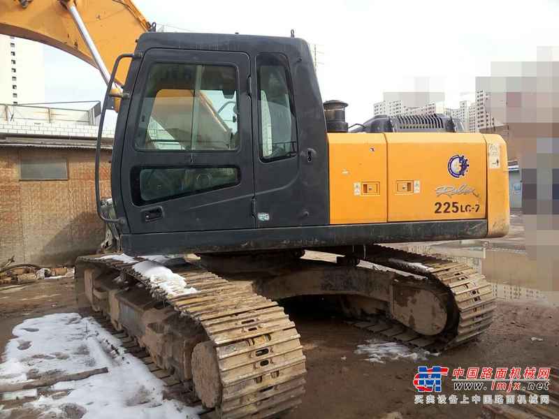 甘肃出售转让二手1182小时2011年现代R225LC挖掘机