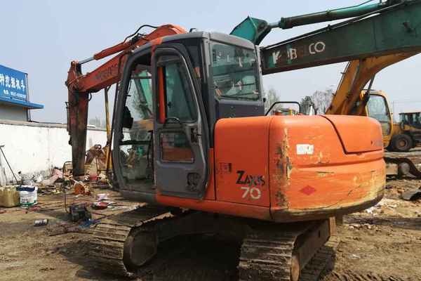 山东出售转让二手3699小时2010年日立EX70挖掘机