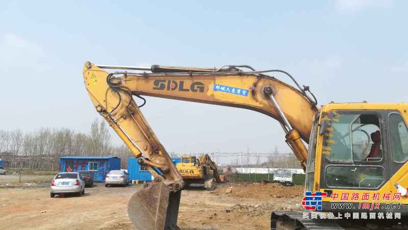 山东出售转让二手7500小时2011年临工LG6210挖掘机