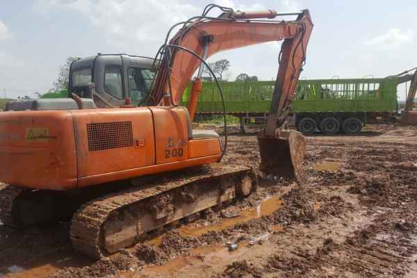 重庆出售转让二手11805小时2009年日立ZX120挖掘机