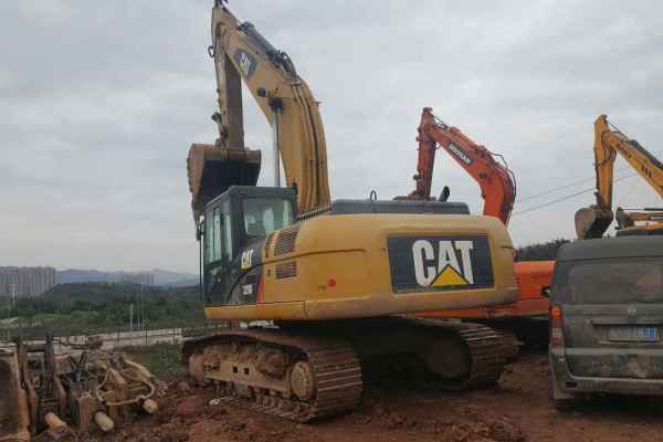 重庆出售转让二手6037小时2013年卡特彼勒329D挖掘机