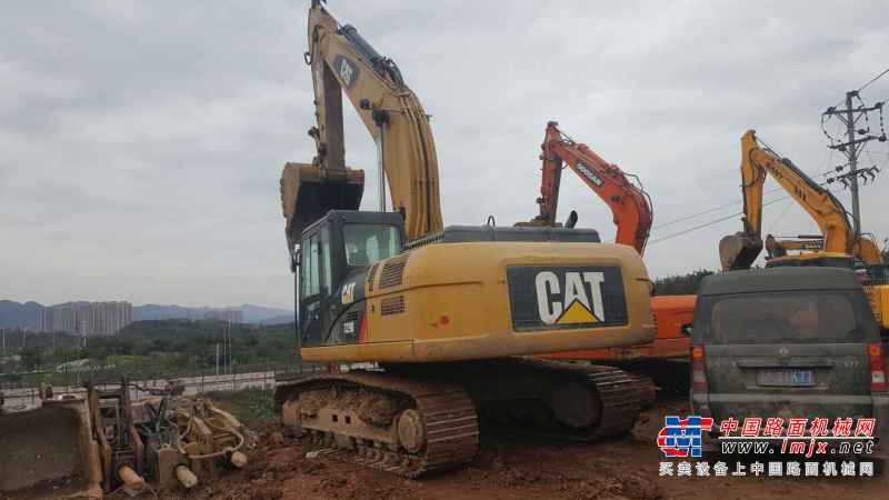 重庆出售转让二手6037小时2013年卡特彼勒329D挖掘机