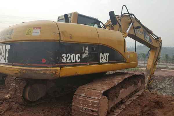 重庆出售转让二手17860小时2006年卡特彼勒320C挖掘机