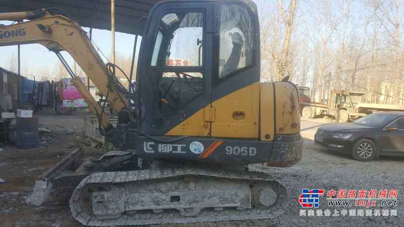 山东出售转让二手4000小时2013年柳工CLG906D挖掘机