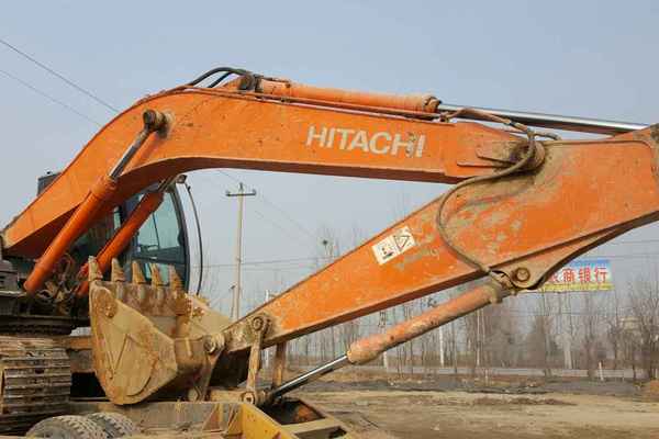 山东出售转让二手13900小时2009年日立ZX200挖掘机