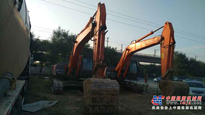 山西出售转让二手4300小时2011年日立ZX250H挖掘机
