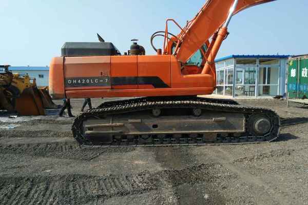 山西出售转让二手6000小时2010年斗山DH370LC挖掘机