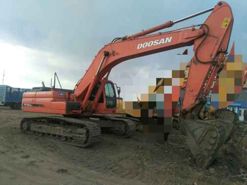 内蒙古出售转让二手9600小时2010年斗山DX300LC挖掘机