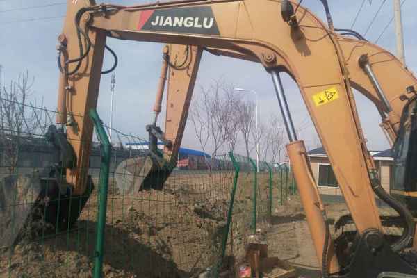 黑龙江出售转让二手170小时2013年江麓CN70挖掘机