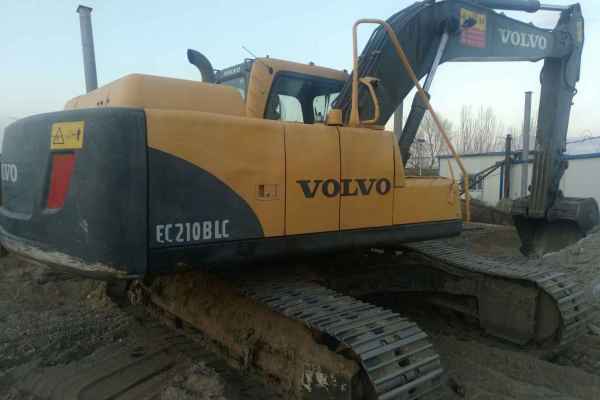 黑龙江出售转让二手4500小时2011年沃尔沃EC210BLC挖掘机