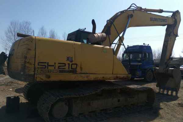 黑龙江出售转让二手13000小时2009年住友SH210挖掘机