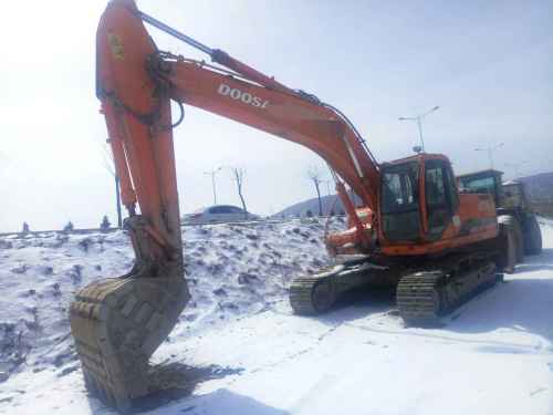 甘肃出售转让二手1200小时2008年斗山DH220挖掘机
