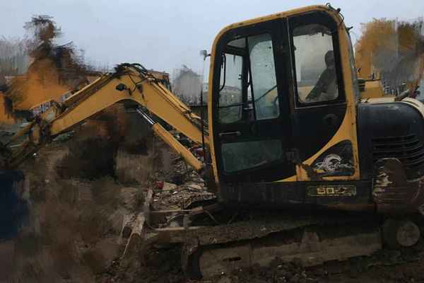 江西出售转让二手9800小时2008年现代R60挖掘机