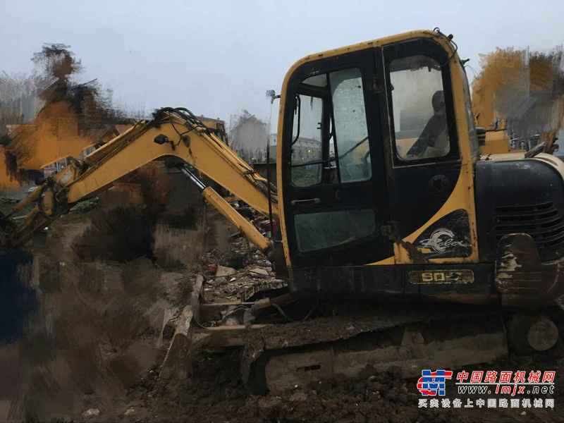 江西出售转让二手9800小时2008年现代R60挖掘机